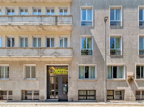 B&B HOTEL Milano Sant'Ambrogio in the centre of Milan | close to the subway