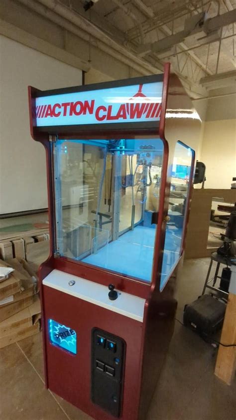 Claw Machine 的图像结果
