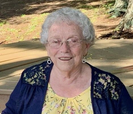 Linda L. Hollenberger Obituary (2022) - Platteville, WI - Melby Funeral ...