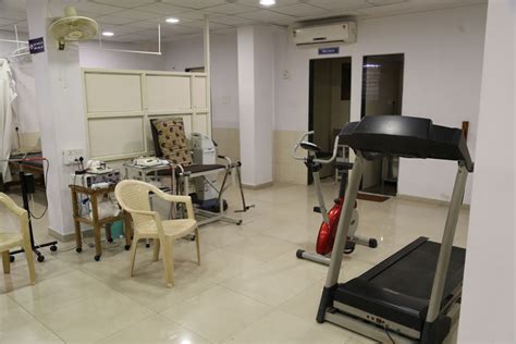 Physiotherapy Clinic | Welcome to Shree Bharatimaiya College of ...
