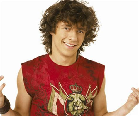 This Is What Logan From ‘Zoey 101’ Looks Like Now