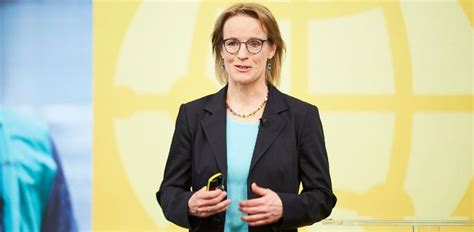 Mar 09, 2023: Deutsche Post DHL Group concludes 2022 with new records ...