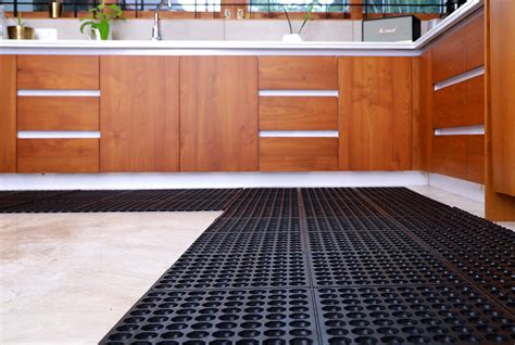 Rubber Flooring Kitchen