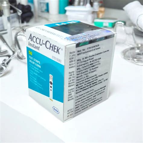 Accu Chek Instant Test Strips – MedineedsIndia