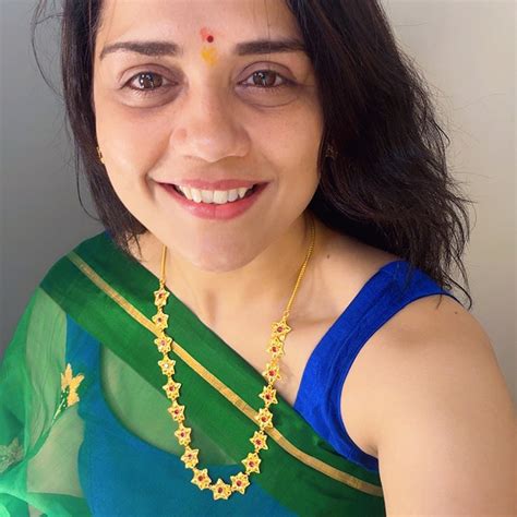 Silver Flower Set Gold-Plated | 92.5% Sterling Silver Jewelry