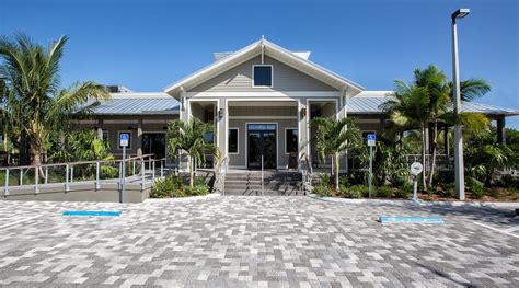 DOC FORD'S RUM BAR & GRILLE SANIBEL ISLAND - Menu, Prices & Restaurant ...