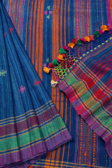 Blue Handloom Bhujodi Kala Cotton Saree | Avishya.com