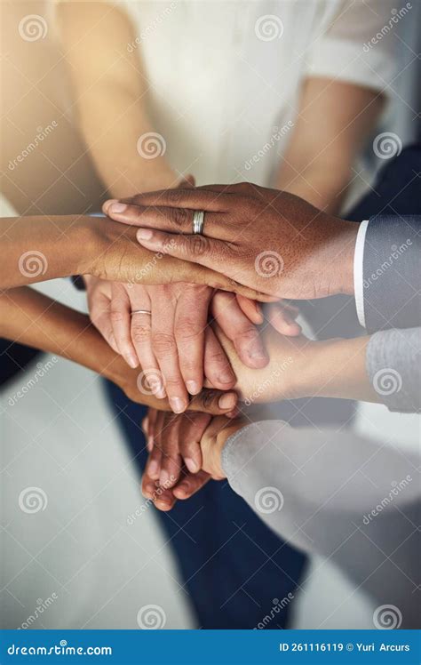 All Hands in Teamwork 的图像结果