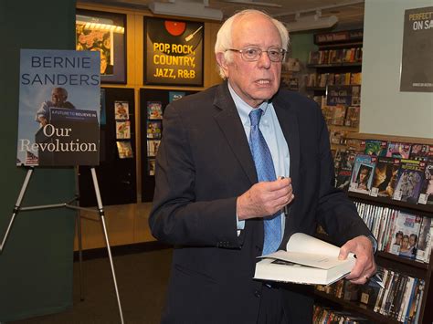 In the wake of Trump's win, a Bernie Sanders book tour becomes group ...