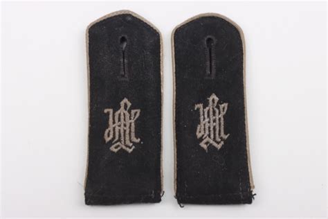 ratisbon's | Waffen-SS shoulder boards "LAH" - EM type | DISCOVER ...