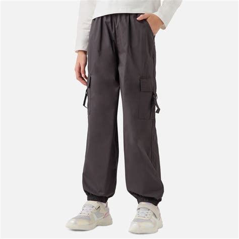 Juniors Solid Joggers with Elasticated Waistband and Pockets