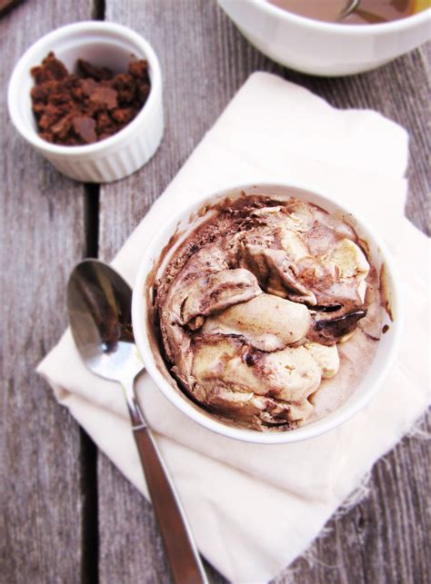 Fudge Ripple Ice Cream