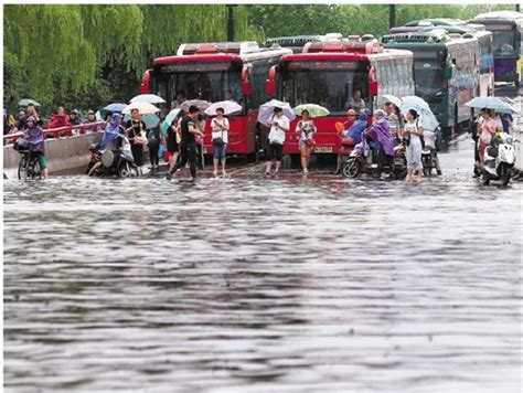 昨晨突降暴雨 杭州主城区紧急清积水-杭州新闻中心-杭州网