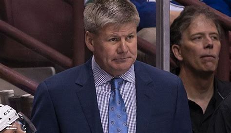 NHL - Nach Rassismus-Skandal: Bill Peters tritt als Coach der Calgary ...