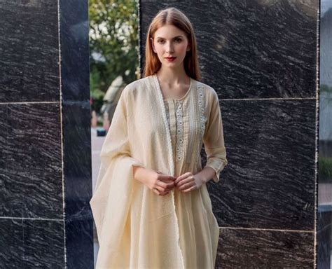 Off White Embroidered Chanderi Suit- Set of 3