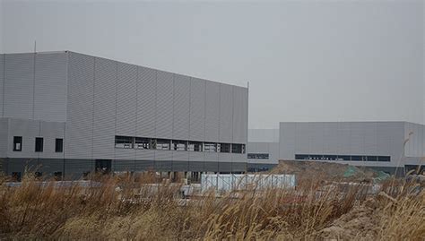 小米汽车首座工厂落座北京，“年轻人的第一辆车”来得这么快？_腾讯新闻