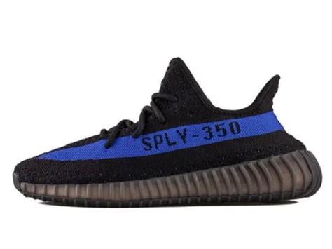 YEEZY – Sneaker Cafe Mumbai