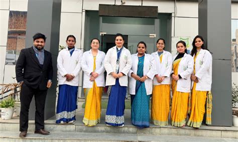 ANM and GNM Nursing Courses | Best Nursing College In Delhi NCR