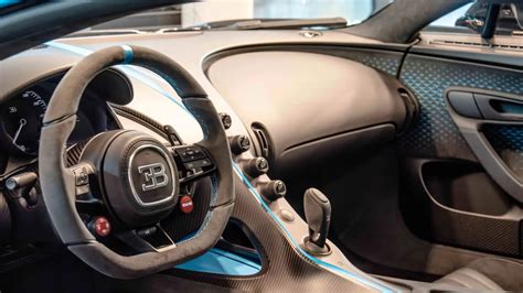 AX MOTORS Быстрая покупка Bugatti Chiron в Дубае