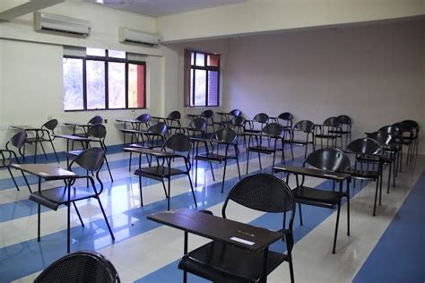 DY Patil University, School of Management Navi Mumbai Campus: Photos ...