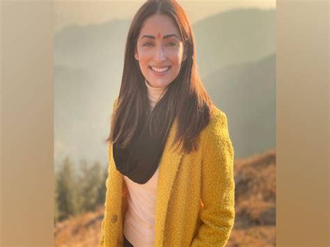 Yami Gautam gets emotional as she finishes shooting for 'Lost'