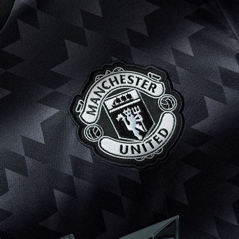 Man Utd kit 17/18: Official away kit released; Photos, prices, where to ...