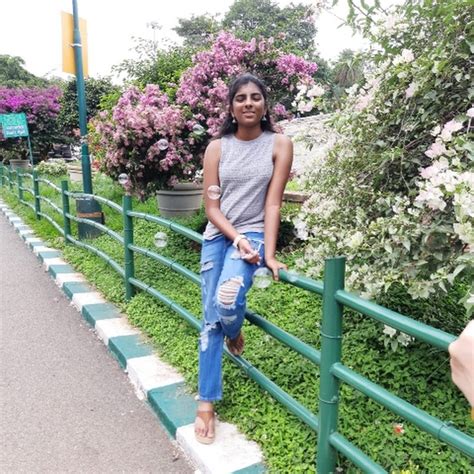 RI Vlogs Vari Java 的图像结果