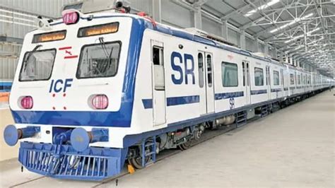 Local Chennai Train AC 的图像结果