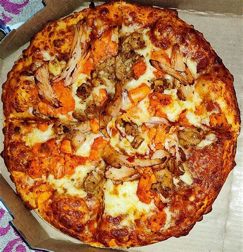 Chicken Dominator form Domino's Pizza : r/delhi