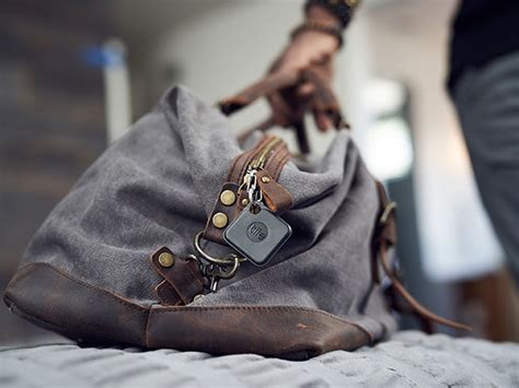 Con la funzione "Smart Alerts" dei tracker Tile non avrete più timore ...