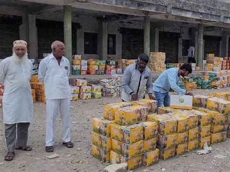 Saffron mango became a favorite of foreigners | વિદેશીઓની મનપસંદ બની ...