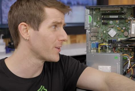 Linus Tech Tips PC Builds 的图像结果