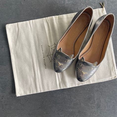 Charlotte Olympia Kitty Flats, Women's Fashion, Footwear, Flats on ...