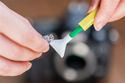 How to Clean Camera Sensor 的图像结果