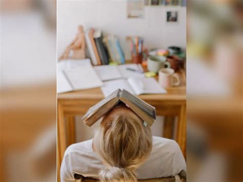 Study examines how pandemic-related changes affect college students ...