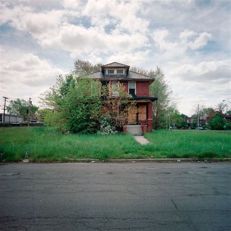 Kevin Bauman: 100 Detroit Abandoned Houses | International Photography ...