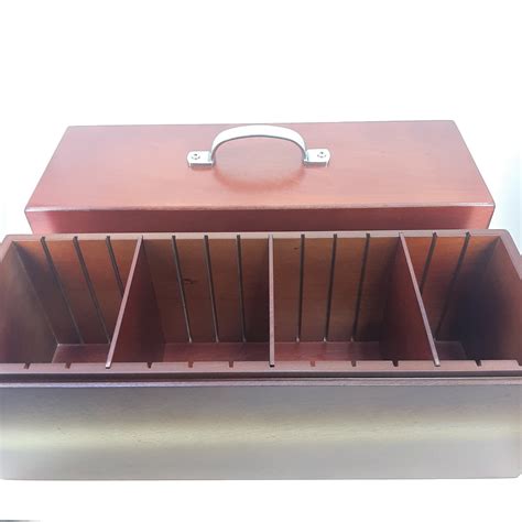 Open media 2 in modal