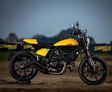 Ducati Scrambler Cafe Racer Yellow by Ducati Scrambler 2019ๅนดใขใใซ Scramblerfullthrottle ในใฏใฉใณใใฉใผ Ducati Scrambler Cafe Racer Yellow