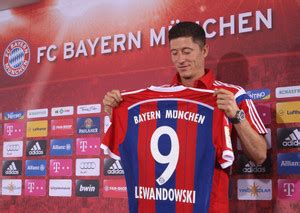 Sports Robert Lewandowski Soccer Player FC Bayern Munich Polish Robert ...