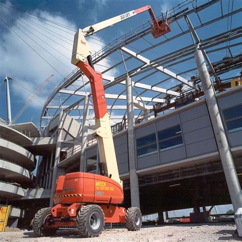 Cherry Picker Lift
