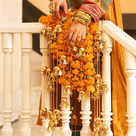 Set of 2 Goonj Side Hangings