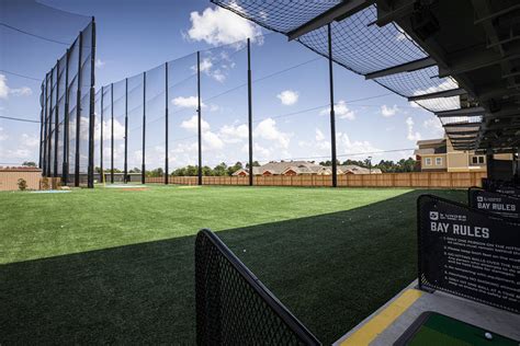 5 Under Golf Center - LaBiche Architectural Group