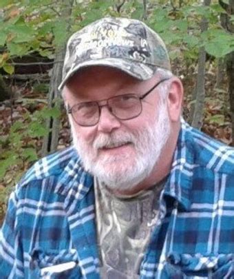 Robert E. Lee Jr Obituary - 2024 - Prudden and Kandt Funeral Home, Inc.