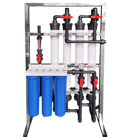 How a deionized water system works