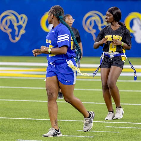 Girls Flag Football – Athletics – King/Drew Magnet High School of ...