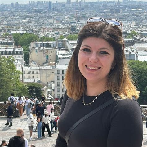 Nicole - French teacher - ₹1758/h