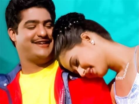 Jr NTR Birthday:19 की उम्र में बने थे सुपरस्टार, फिर हुए बुरी तरह से ...