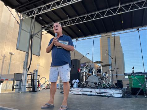 Multicultural 的图像结果