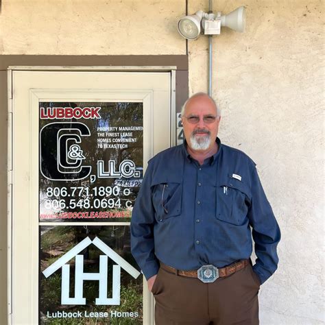 Top Bars In Lubbock: Where To Drink From Dives To Lounges