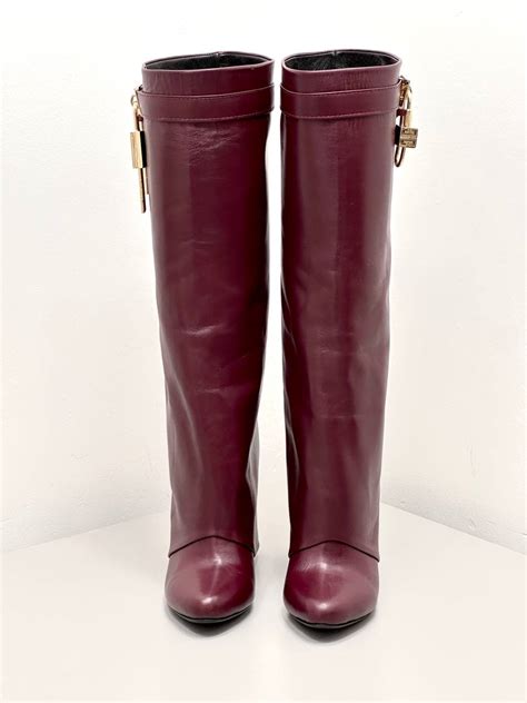 Givenchy Kadin cizme kilit detayli dolgu topuklu Bordo